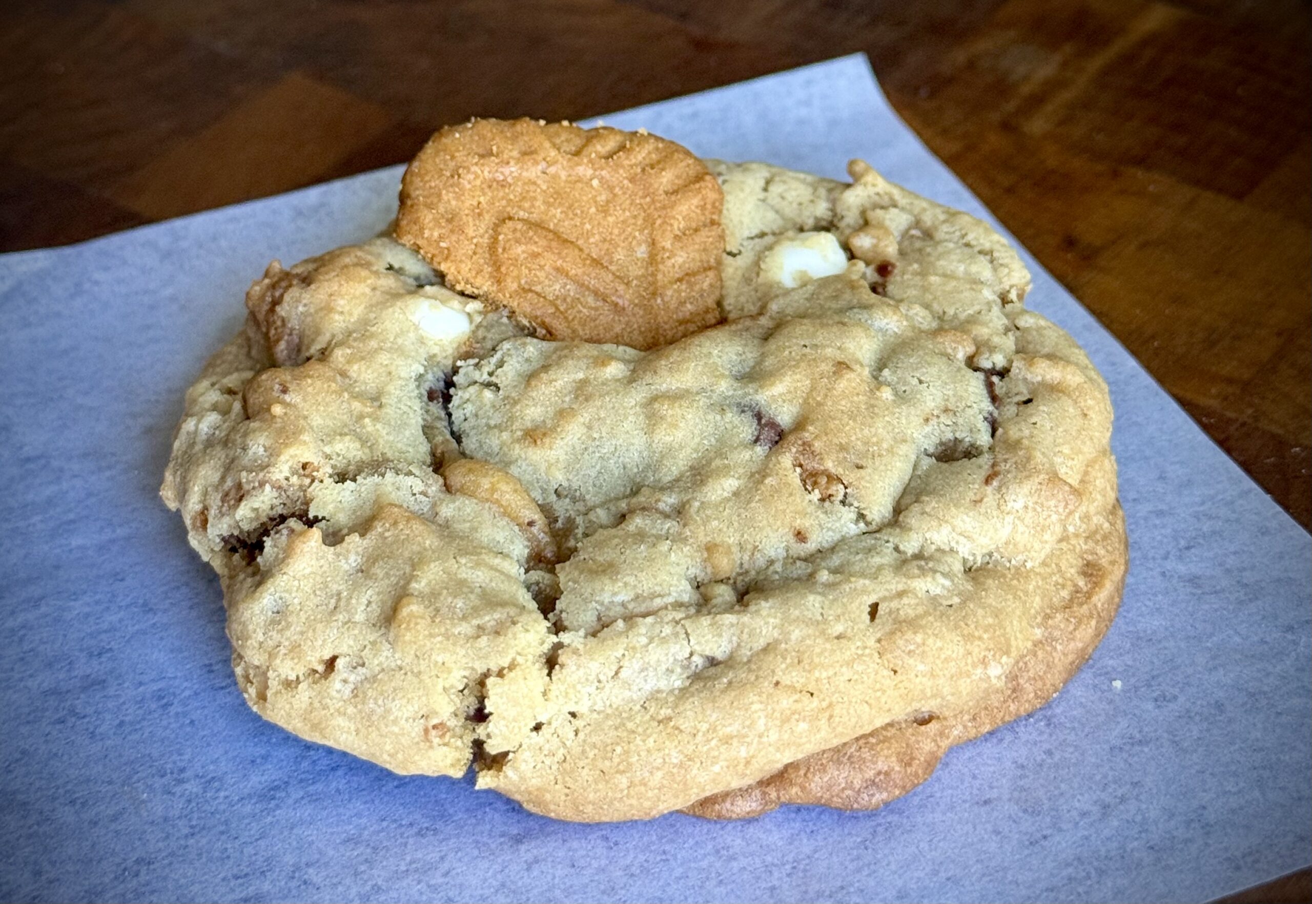 Biscoff Chocolate Chip Cookie